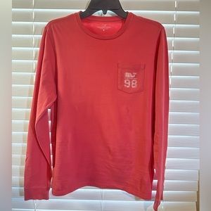 Vineyard Vines Long Sleeved vintage style. Women’s Medium/Girls XL